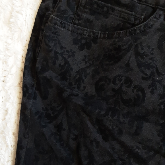 PLUS SIZE CHAPS PATTERNED STRETCH SKINNY JEANS SIZE 18W NWT - Picture 6 of 7